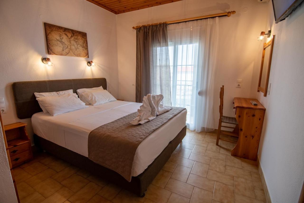 Nina Hotel *