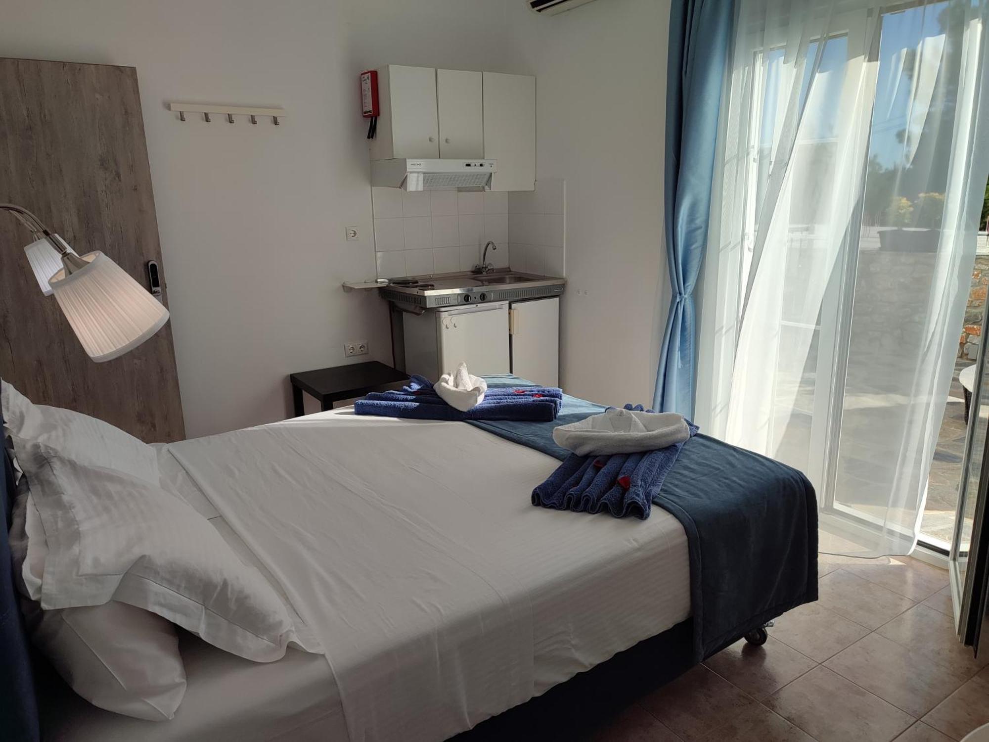 Hotel Nina *