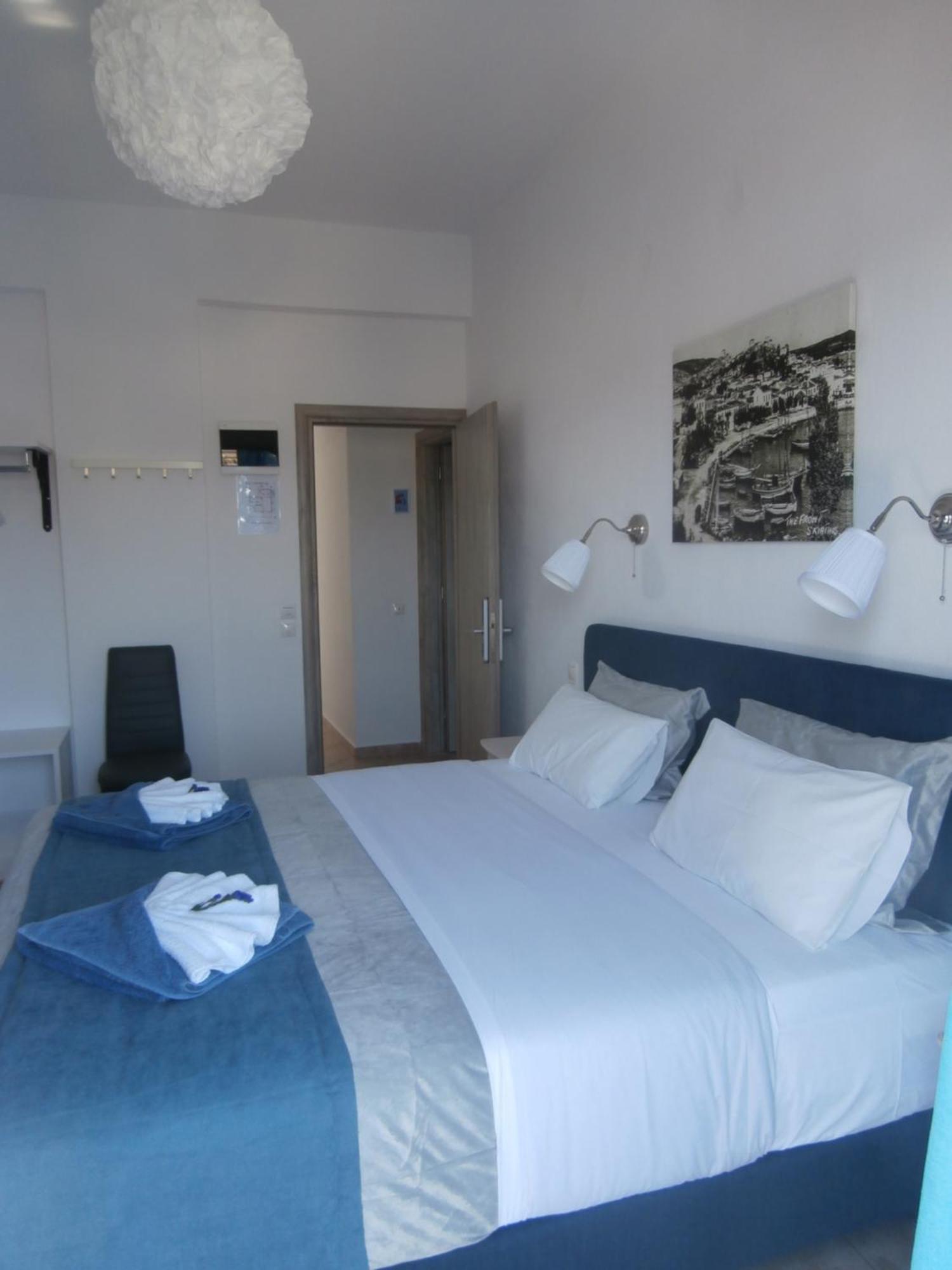 Hotel Nina